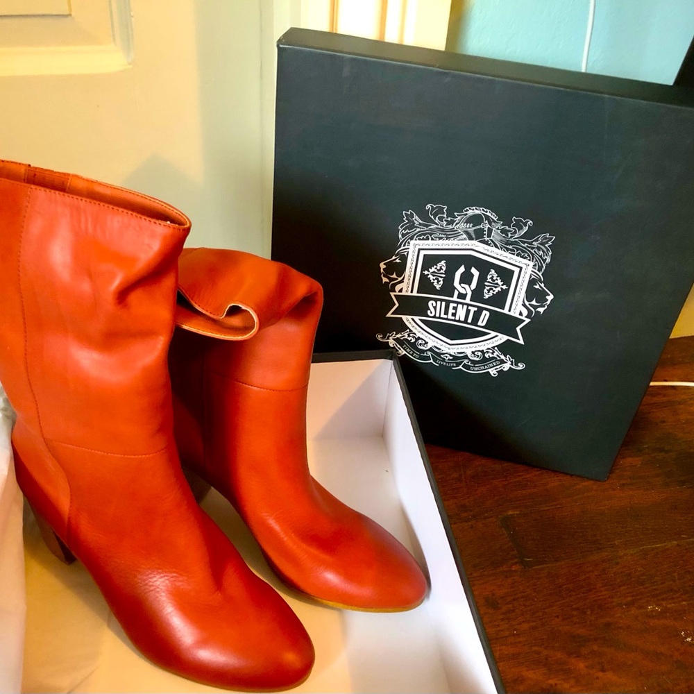 Silent D Honey Leather boots
